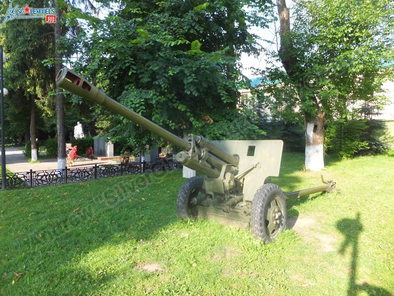 D-3_Mozhaisk_Victory_Park_0000.jpg