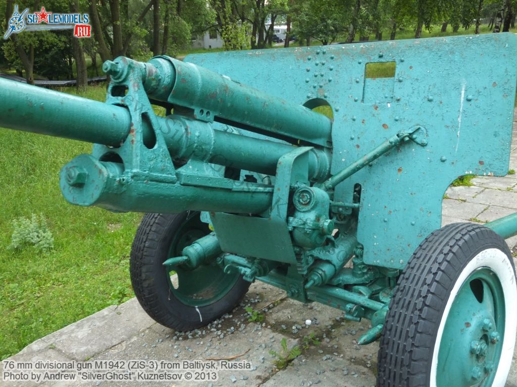 76mm_ZiS-3_Baltiysk_0010.jpg