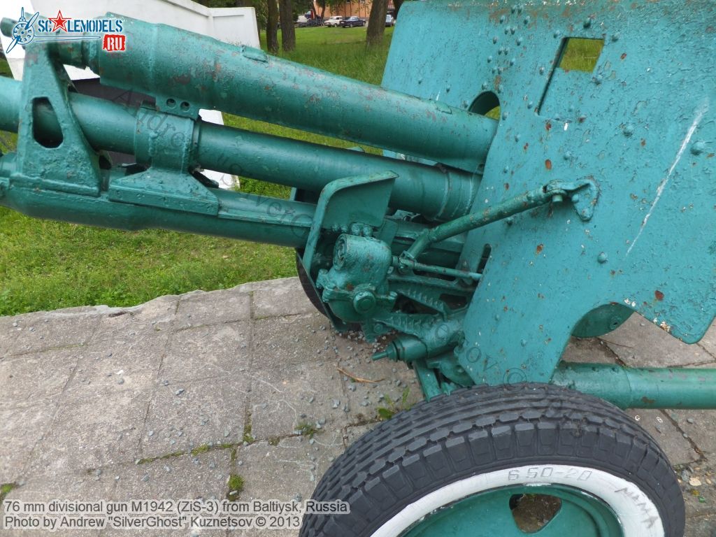 76mm_ZiS-3_Baltiysk_0012.jpg