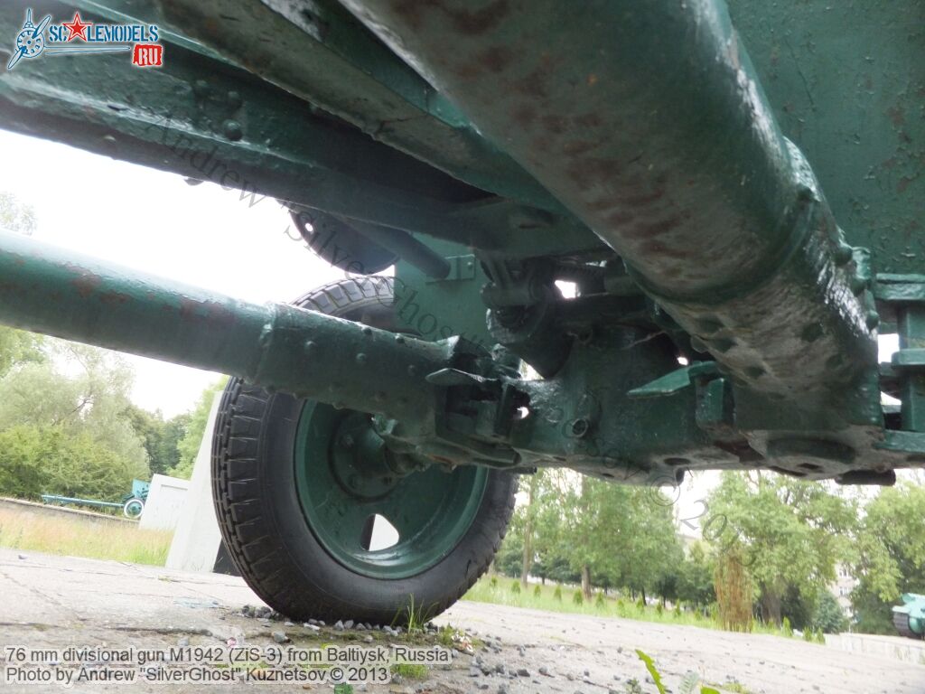 76mm_ZiS-3_Baltiysk_0032.jpg