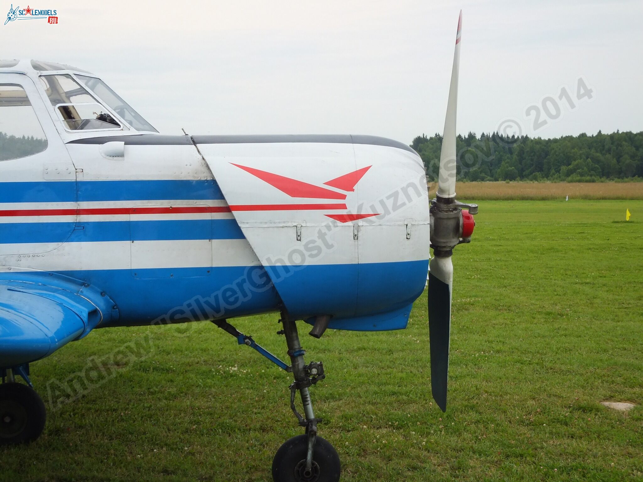 Yak-18T_0014.jpg