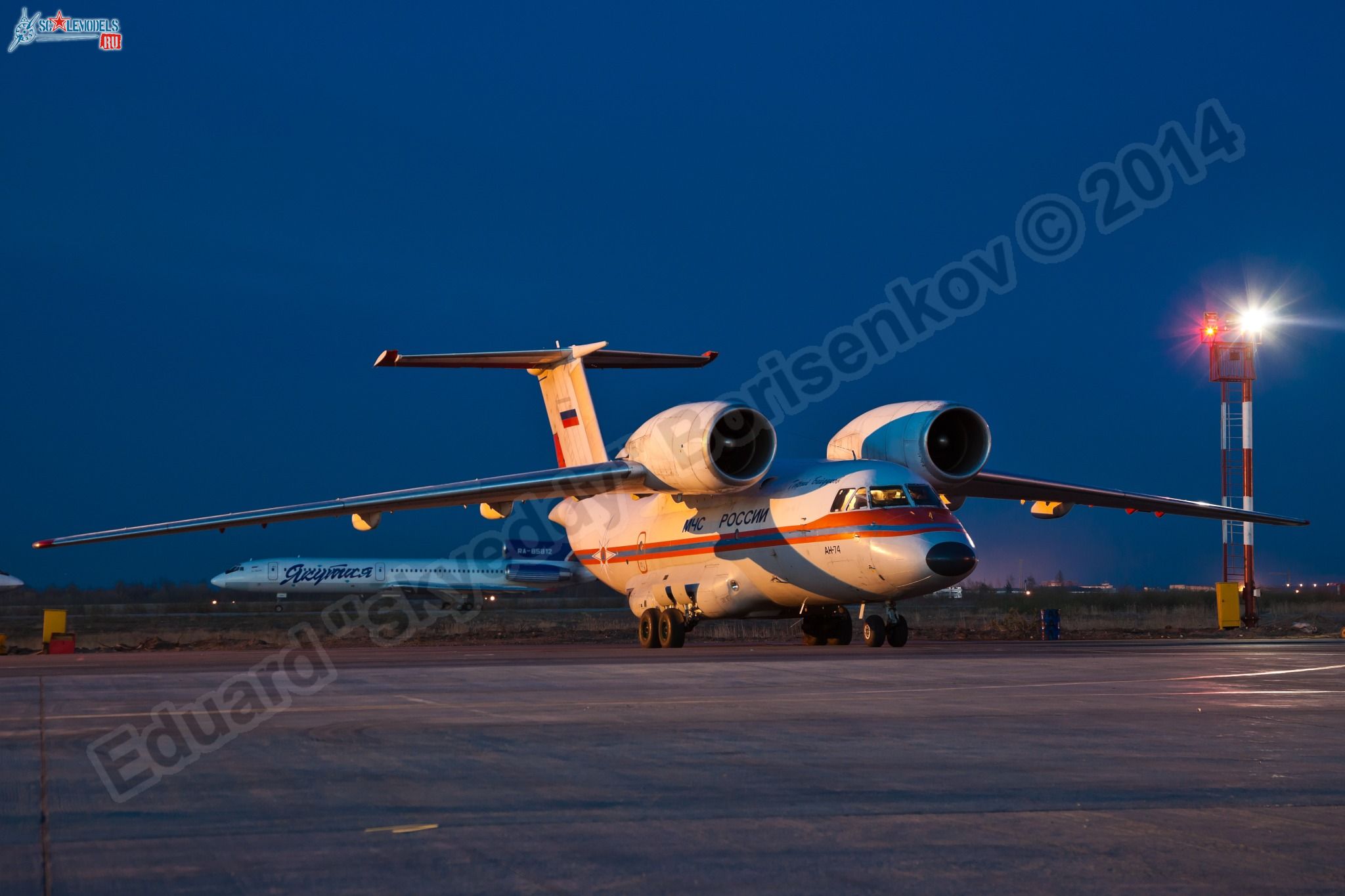 An-74_RA-31350_0000.jpg