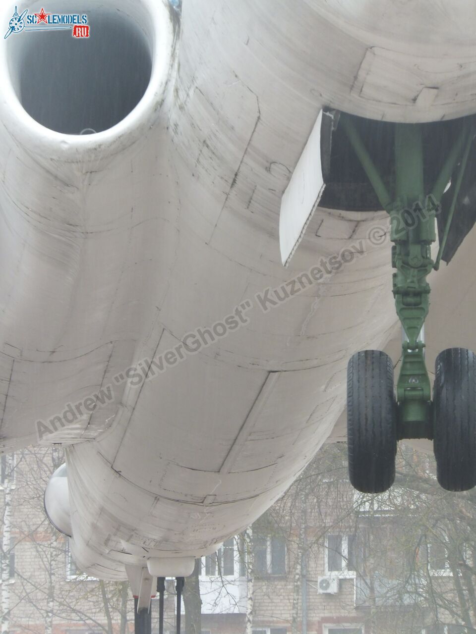 Tu-16_Badger_Smolensk_0118.jpg