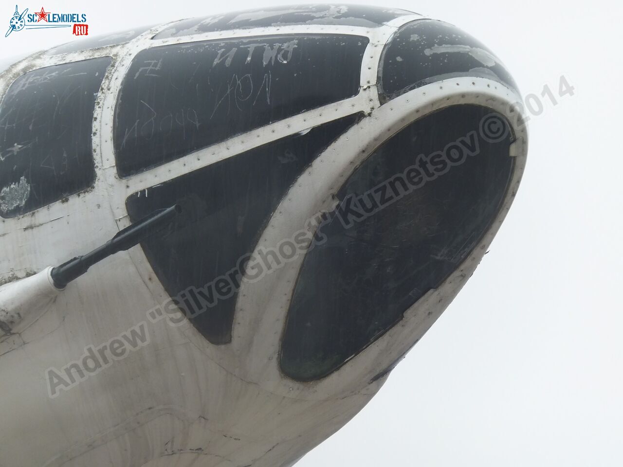 Tu-16_Badger_Smolensk_0121.jpg