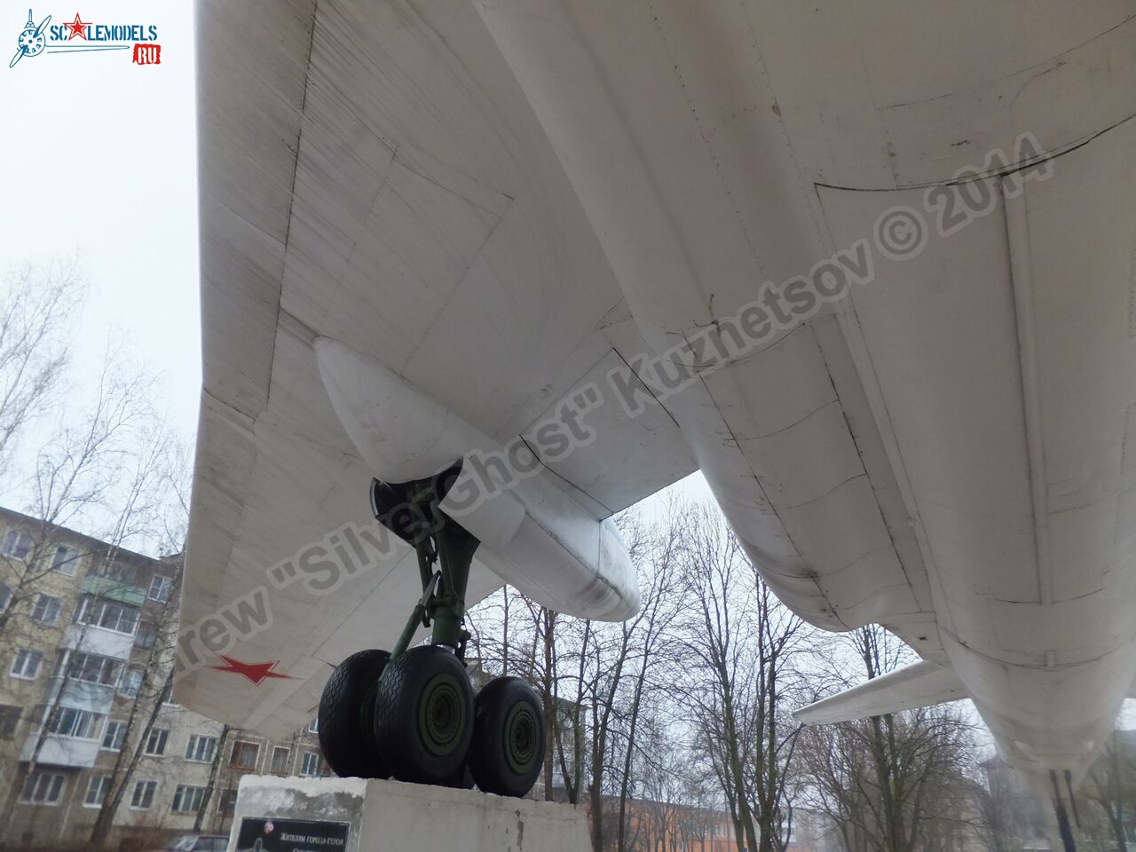 Tu-16_Badger_Smolensk_0267.jpg