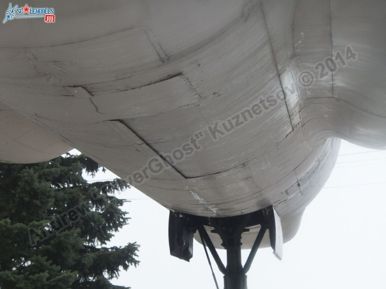 Tu-16_Badger_Smolensk_0328.jpg