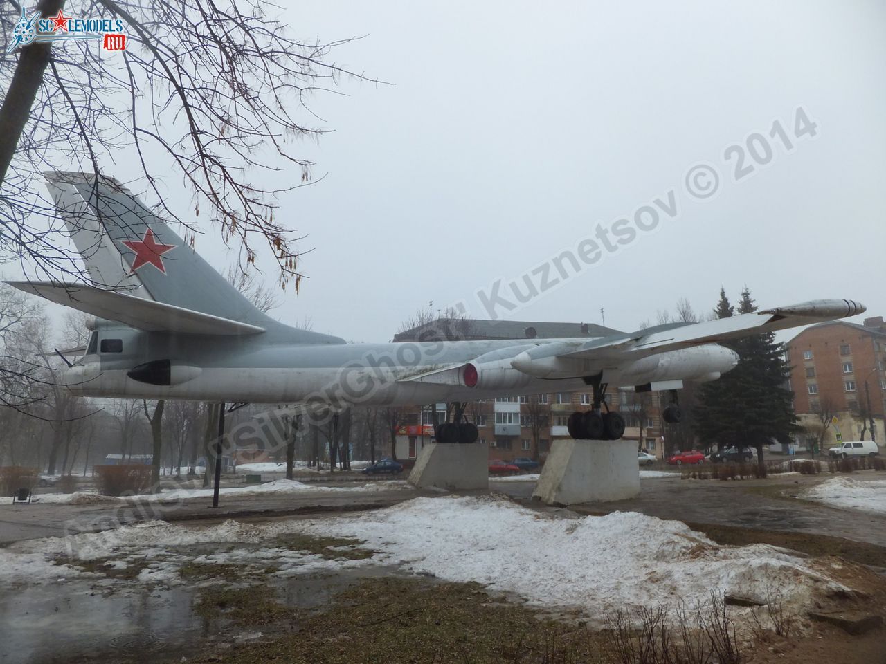 Tu-16_Badger_Smolensk_0342.jpg