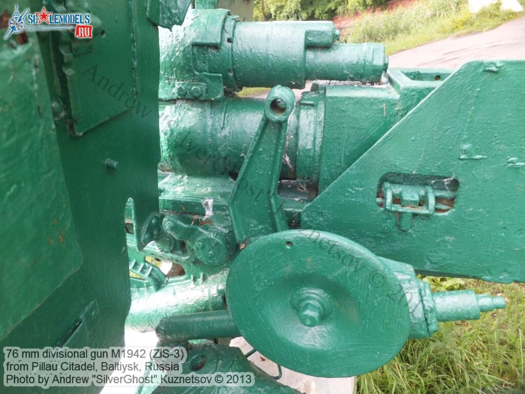 76mm_ZiS-3_Baltiysk_2_0020.jpg