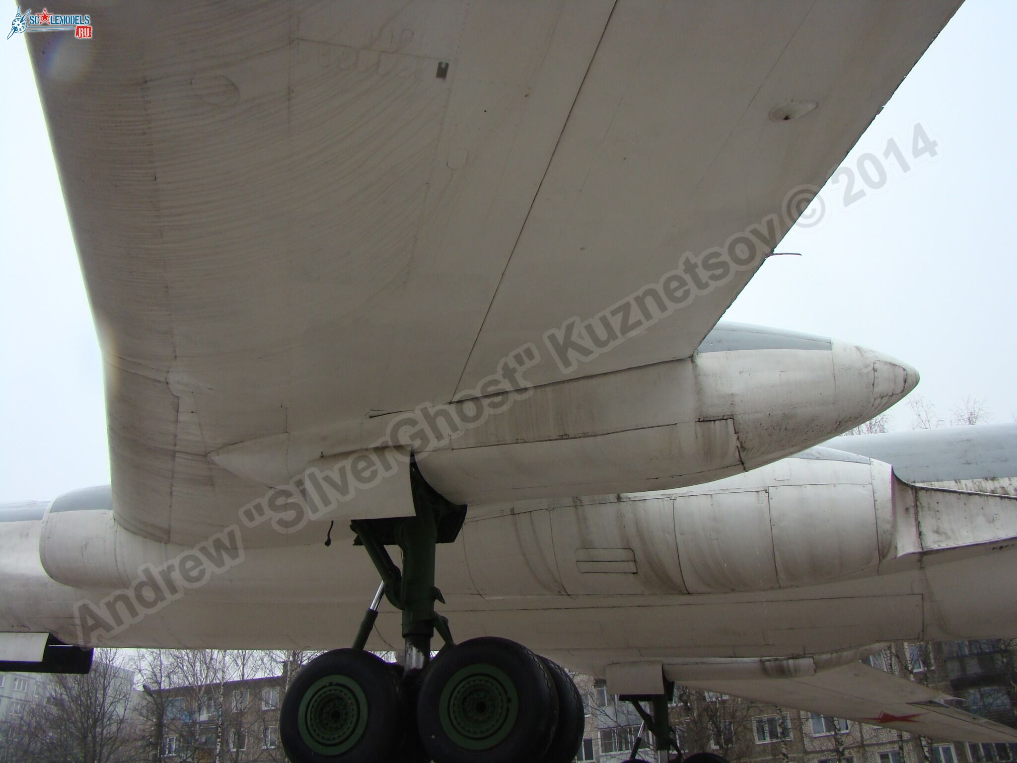 Tu-16_Badger_Smolensk_0073.jpg