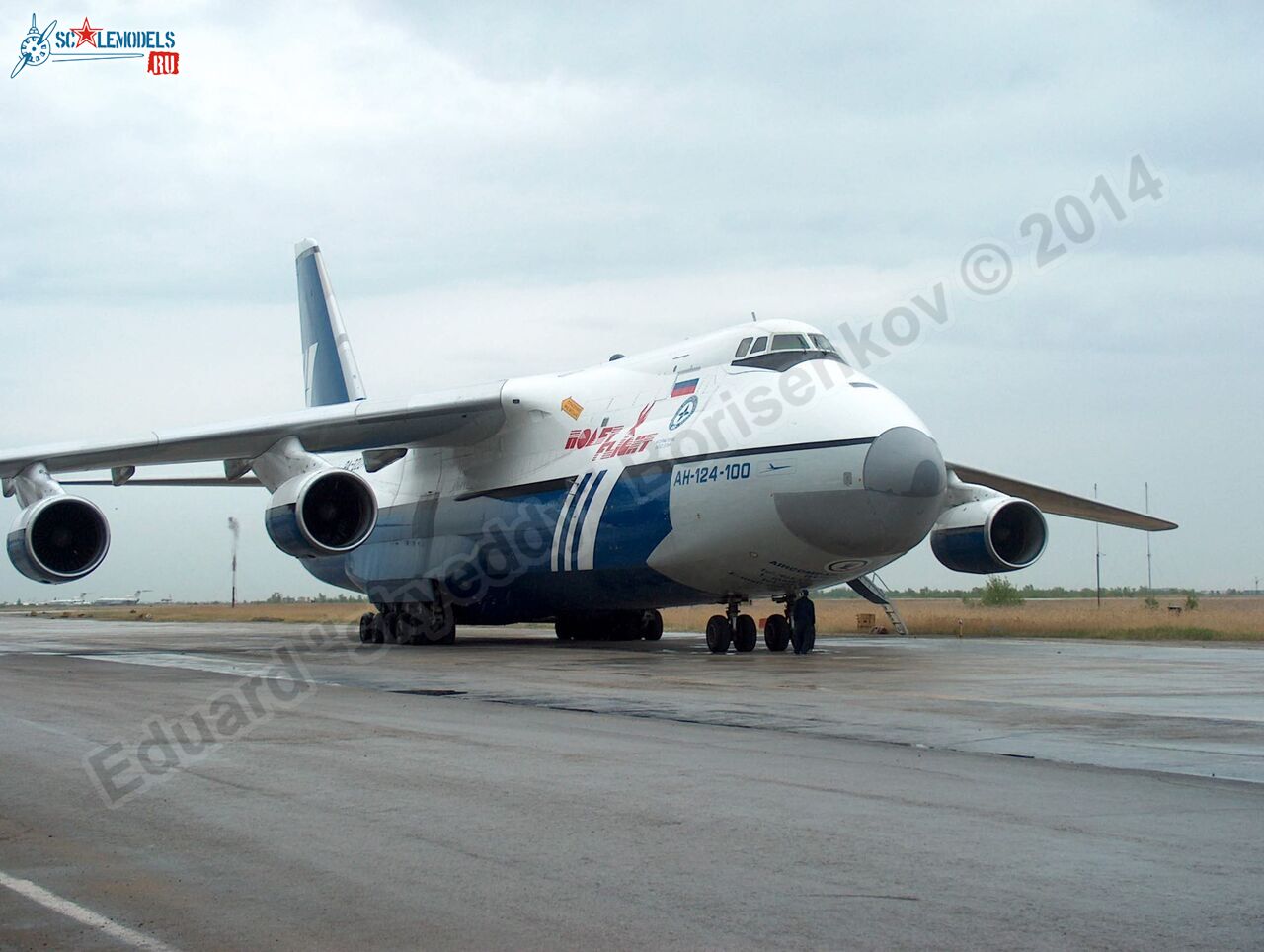 An-124_RA-82014_0000.jpg