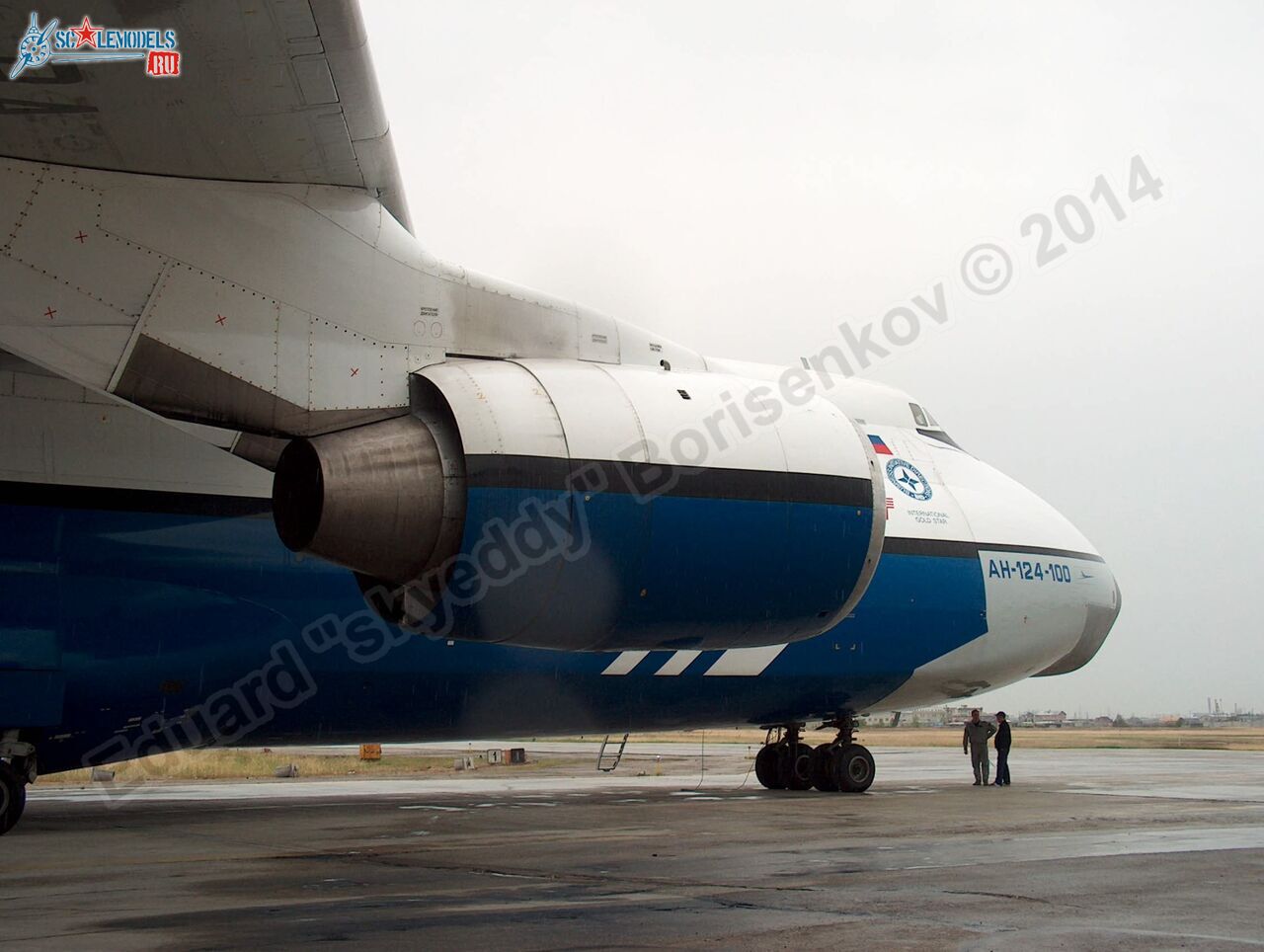 An-124_RA-82014_0002.jpg