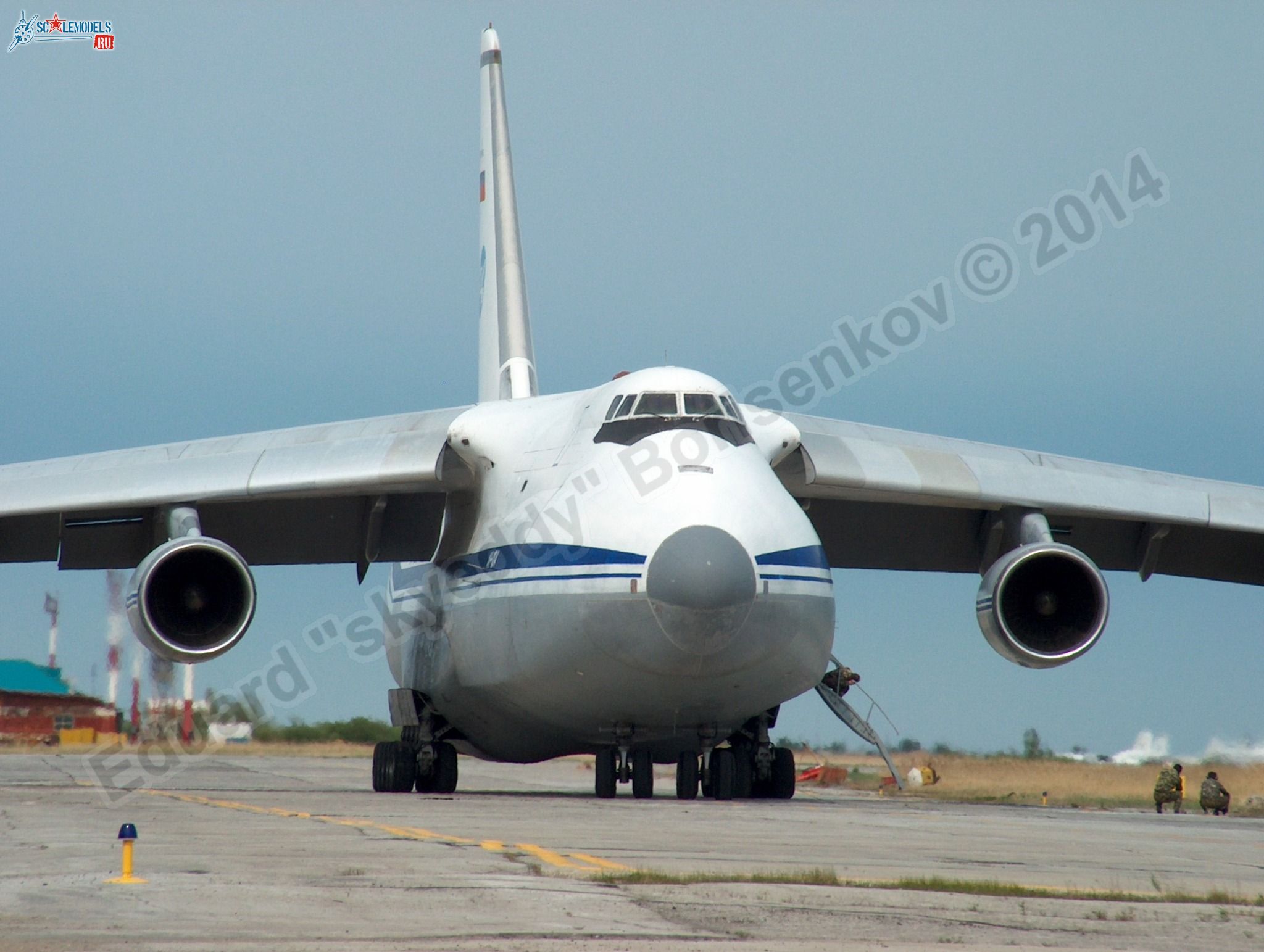 An-124_RA-82039_0007.jpg