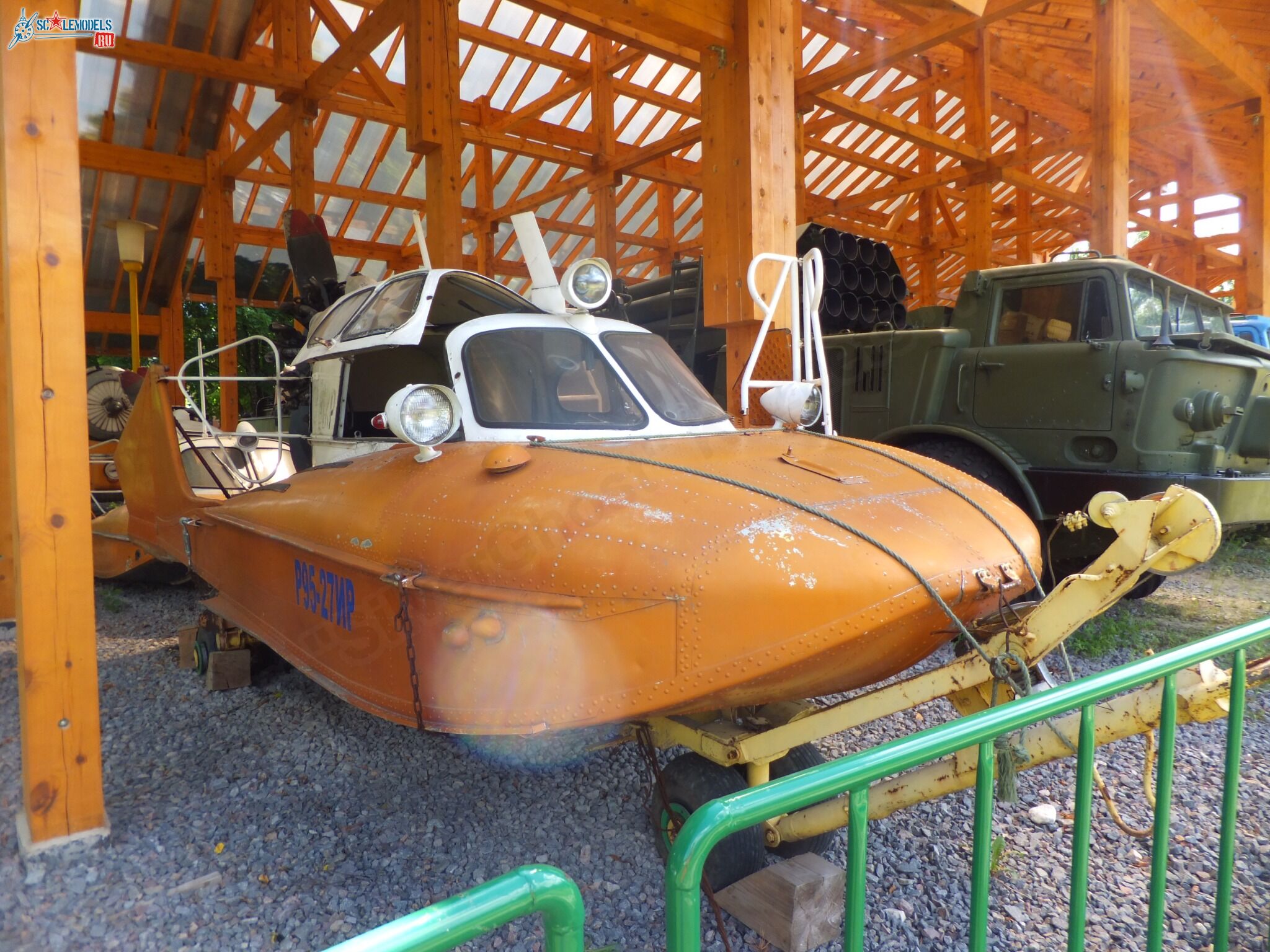 Chernogolovka_museum_auto_0401.jpg