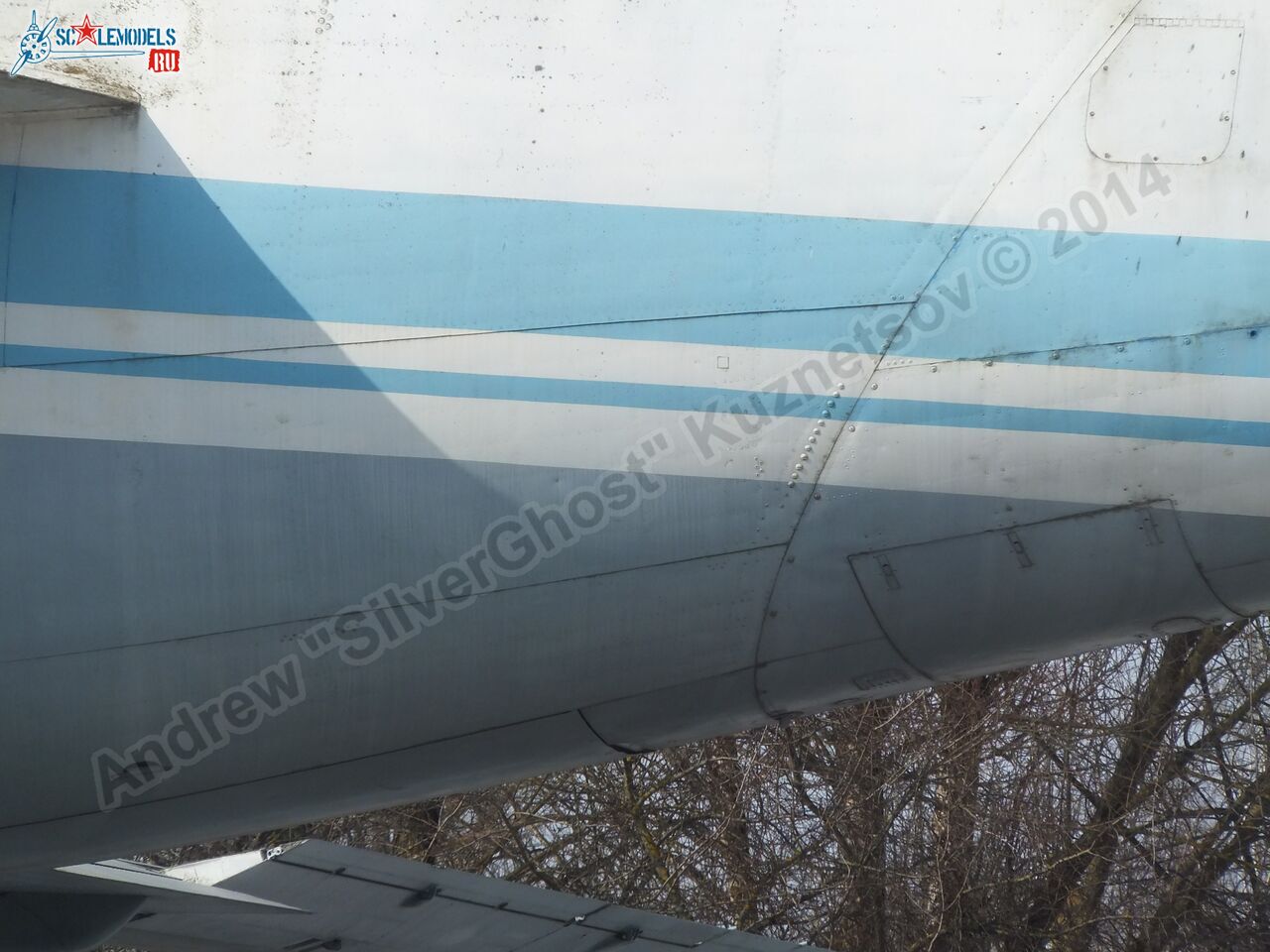 Yak-42_USSR-10985_0056.jpg