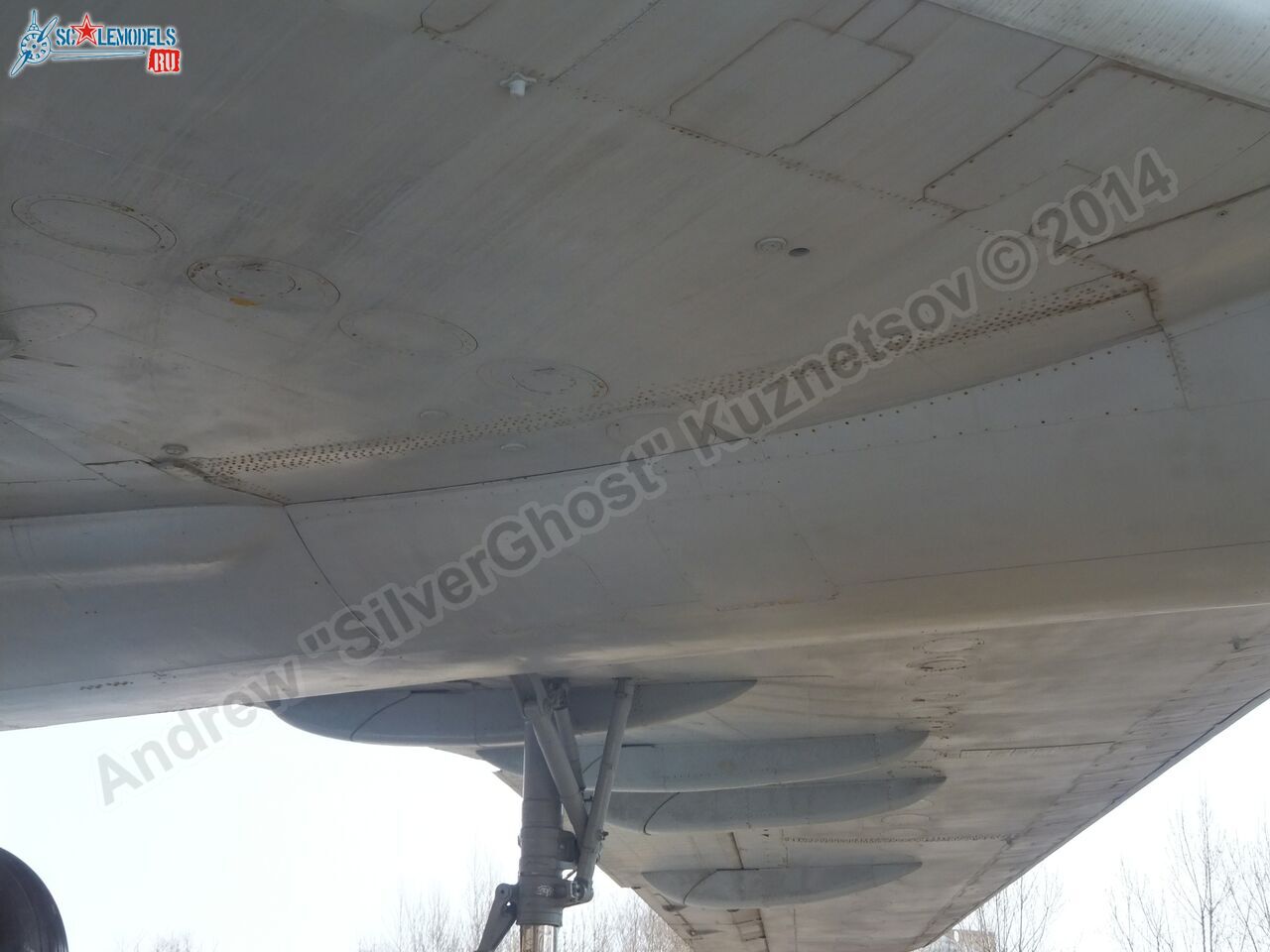 Yak-42_USSR-10985_0158.jpg
