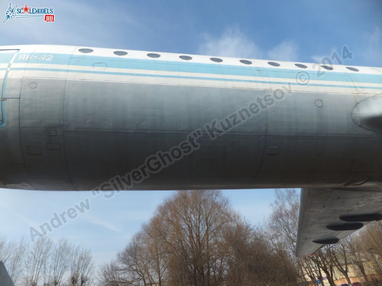 Yak-42_USSR-10985_0191.jpg