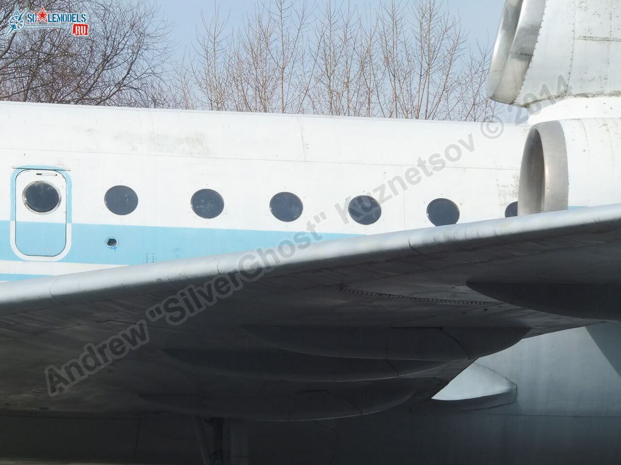 Yak-42_USSR-10985_0212.jpg