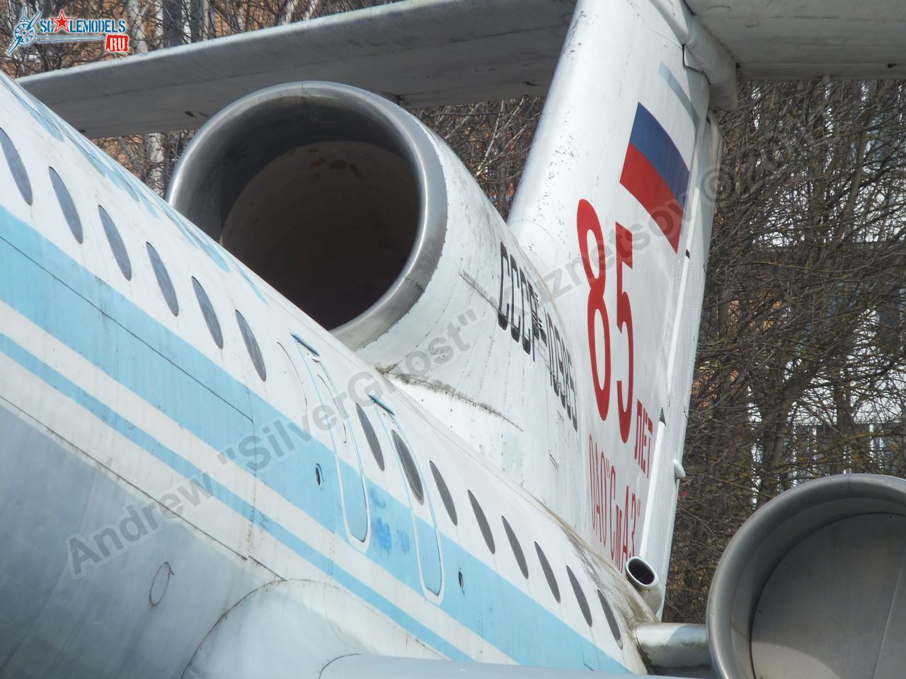 Yak-42_USSR-10985_0223.jpg