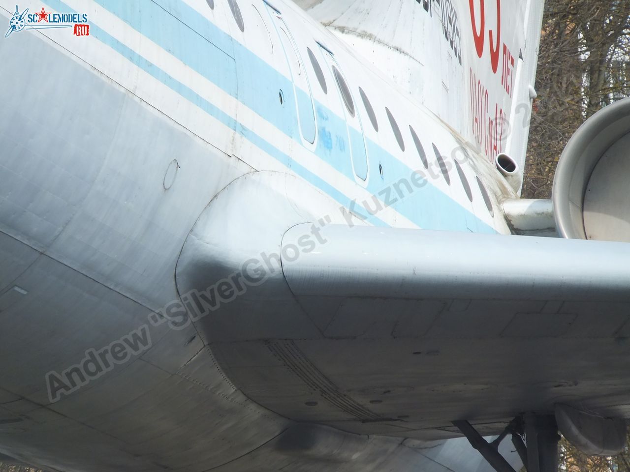 Yak-42_USSR-10985_0224.jpg