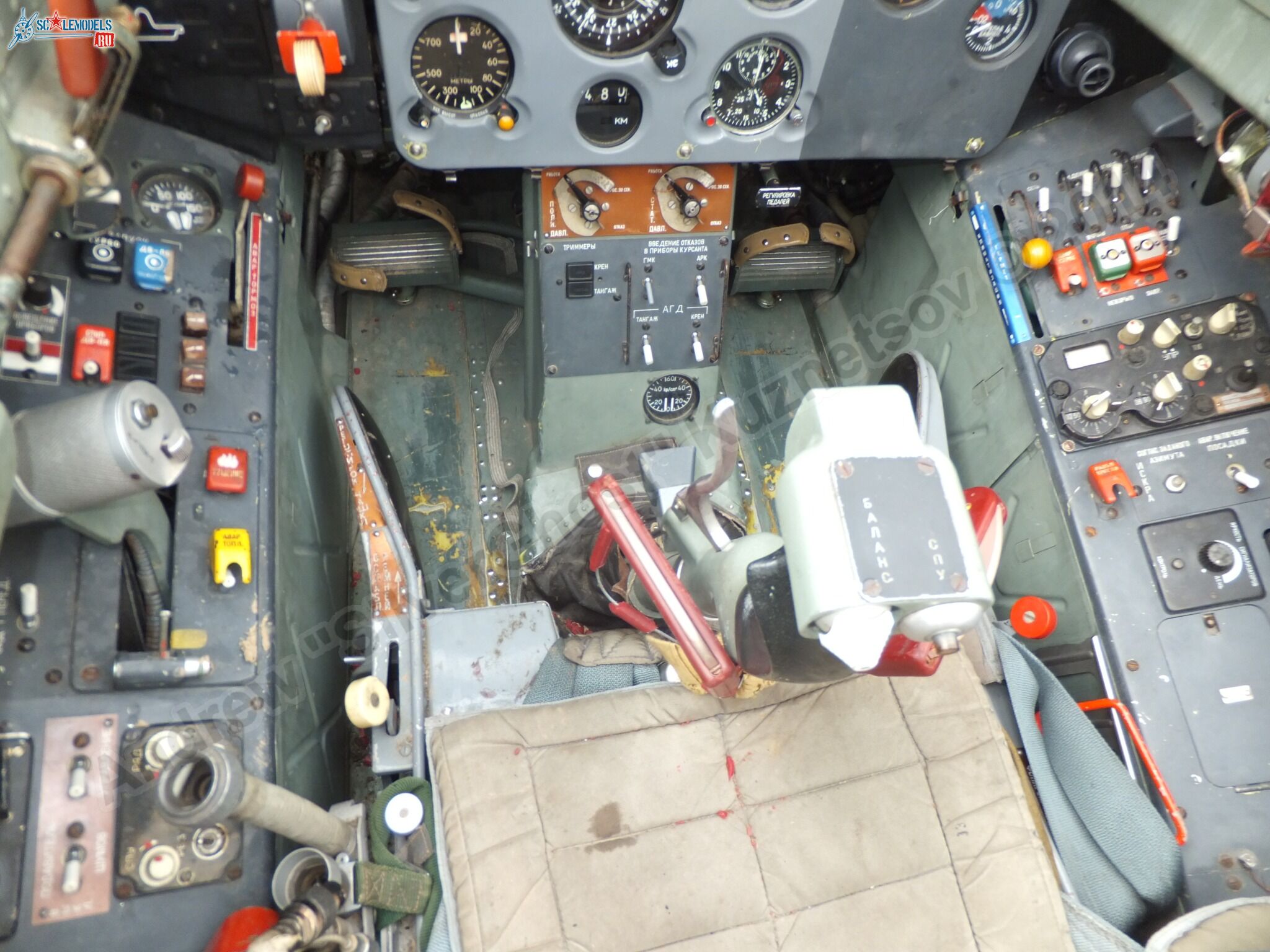 L-39_Albatros_120_0052.jpg