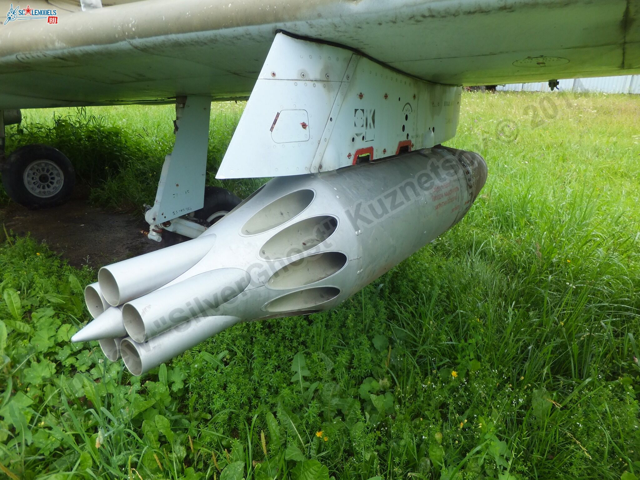 L-39_Albatros_120_0128.jpg