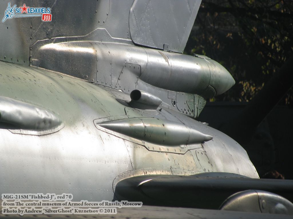 mig-21sm_0100.jpg