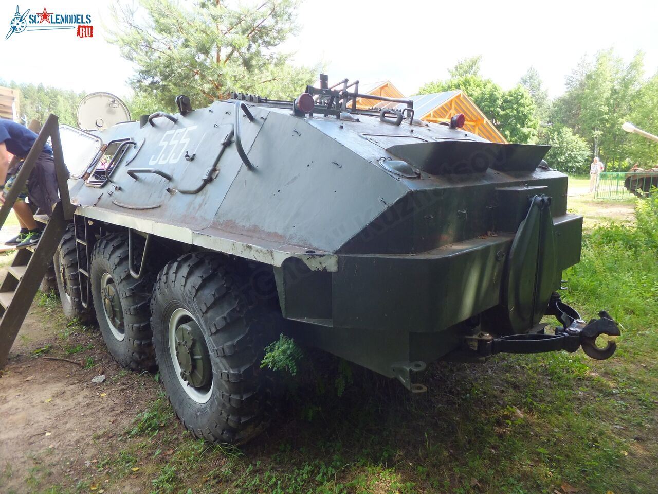 BTR-60_0004.jpg
