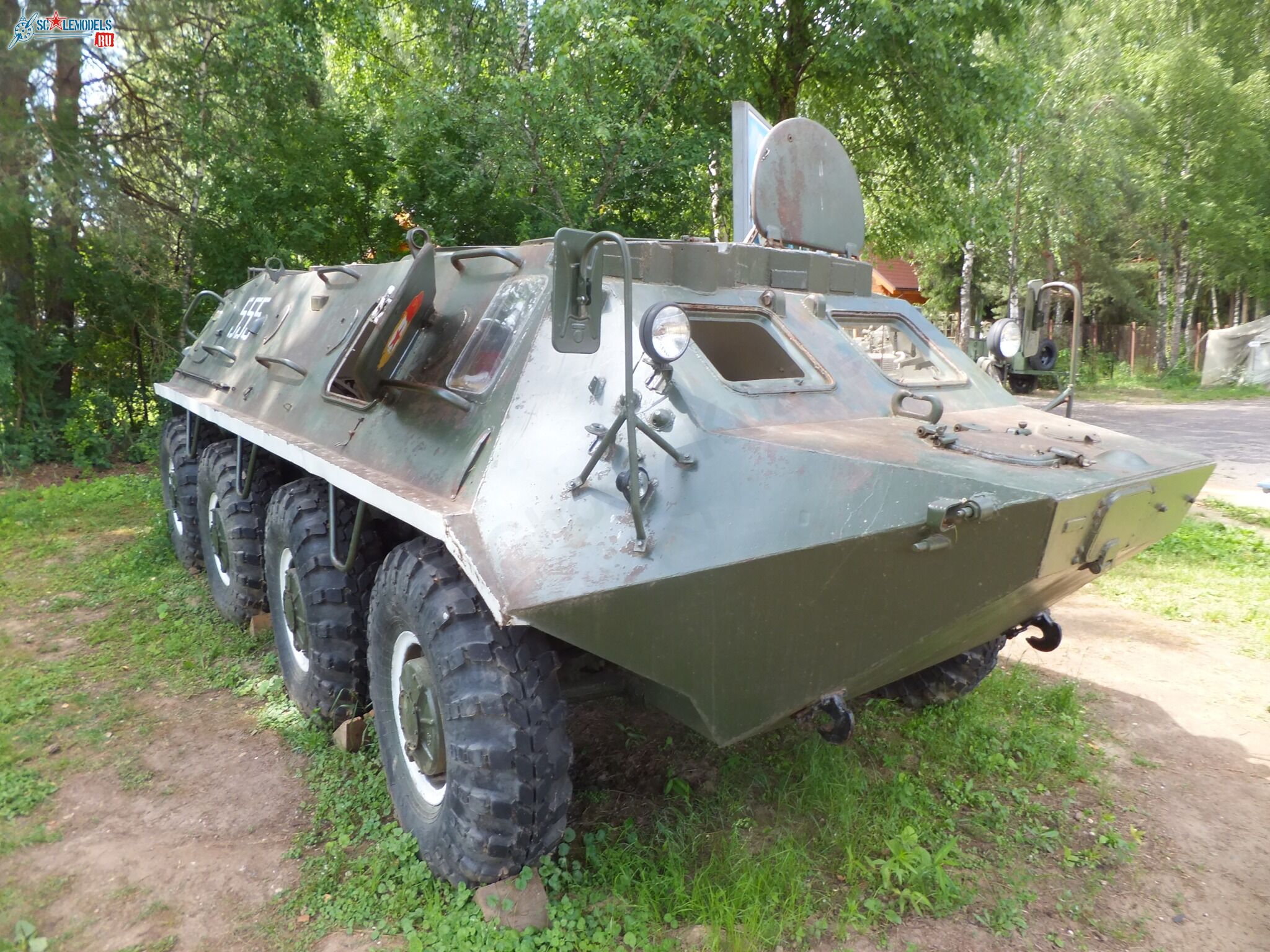BTR-60_0000.jpg