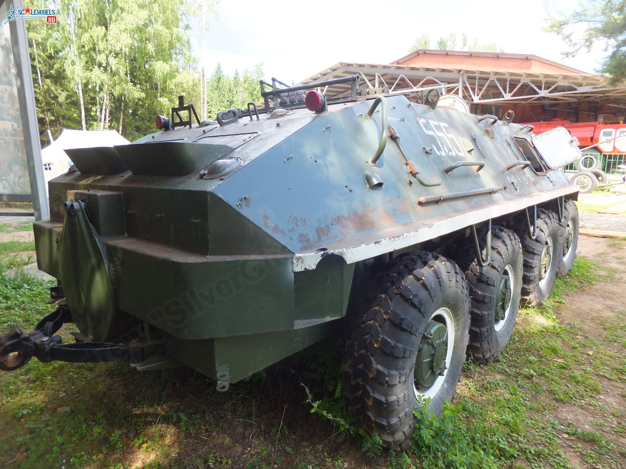 BTR-60_0006.jpg