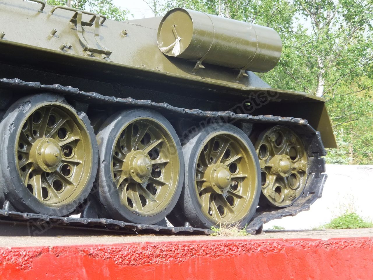 T-34-85_Vyazma_0055.jpg