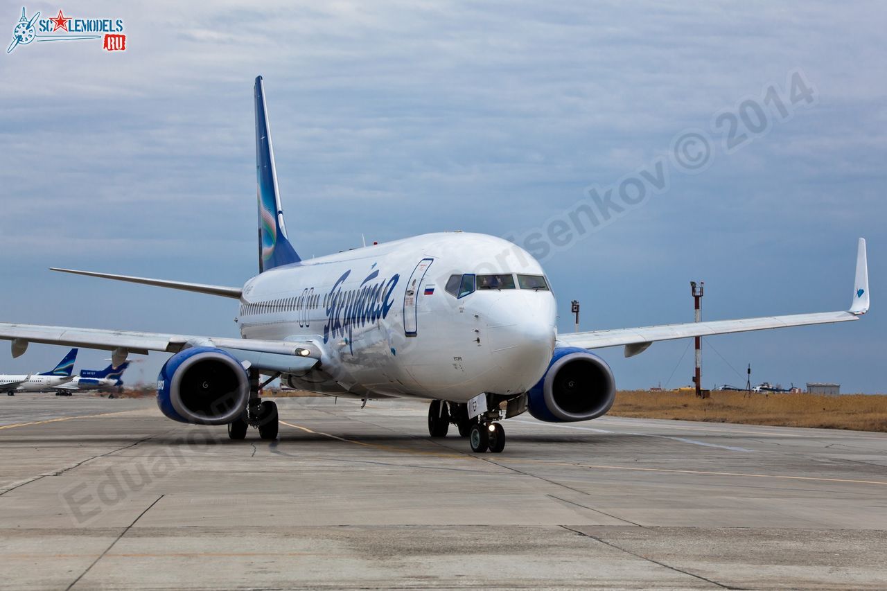 Boeing-737_VP-BEP_0000.jpg