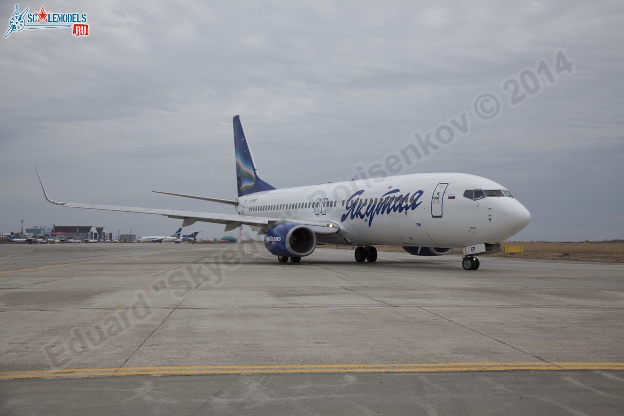 Boeing-737_VP-BEP_0002.jpg