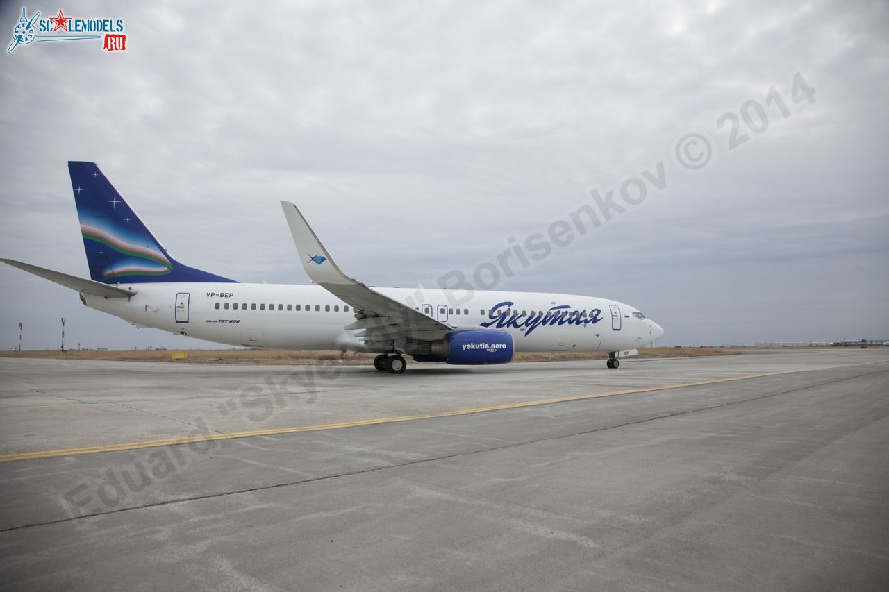 Boeing-737_VP-BEP_0003.jpg