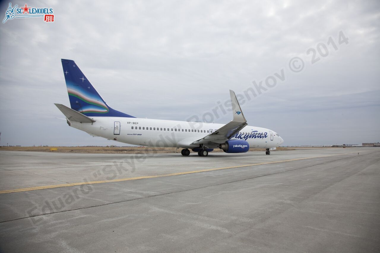 Boeing-737_VP-BEP_0004.jpg