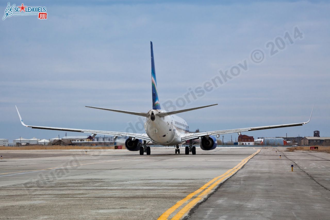 Boeing-737_VP-BEP_0005.jpg