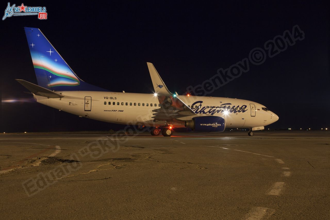 Boeing-737_VQ-BLS_0004.jpg