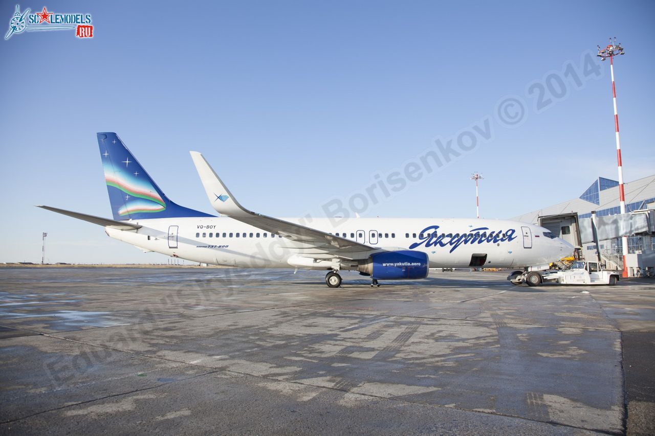 Boeing-737_VQ-BOY_0004.jpg