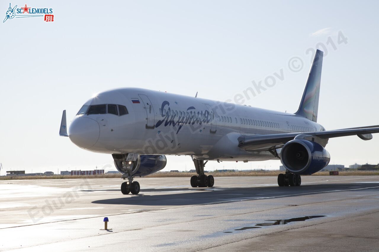 Boeing-757_VP-BCF_0000.jpg