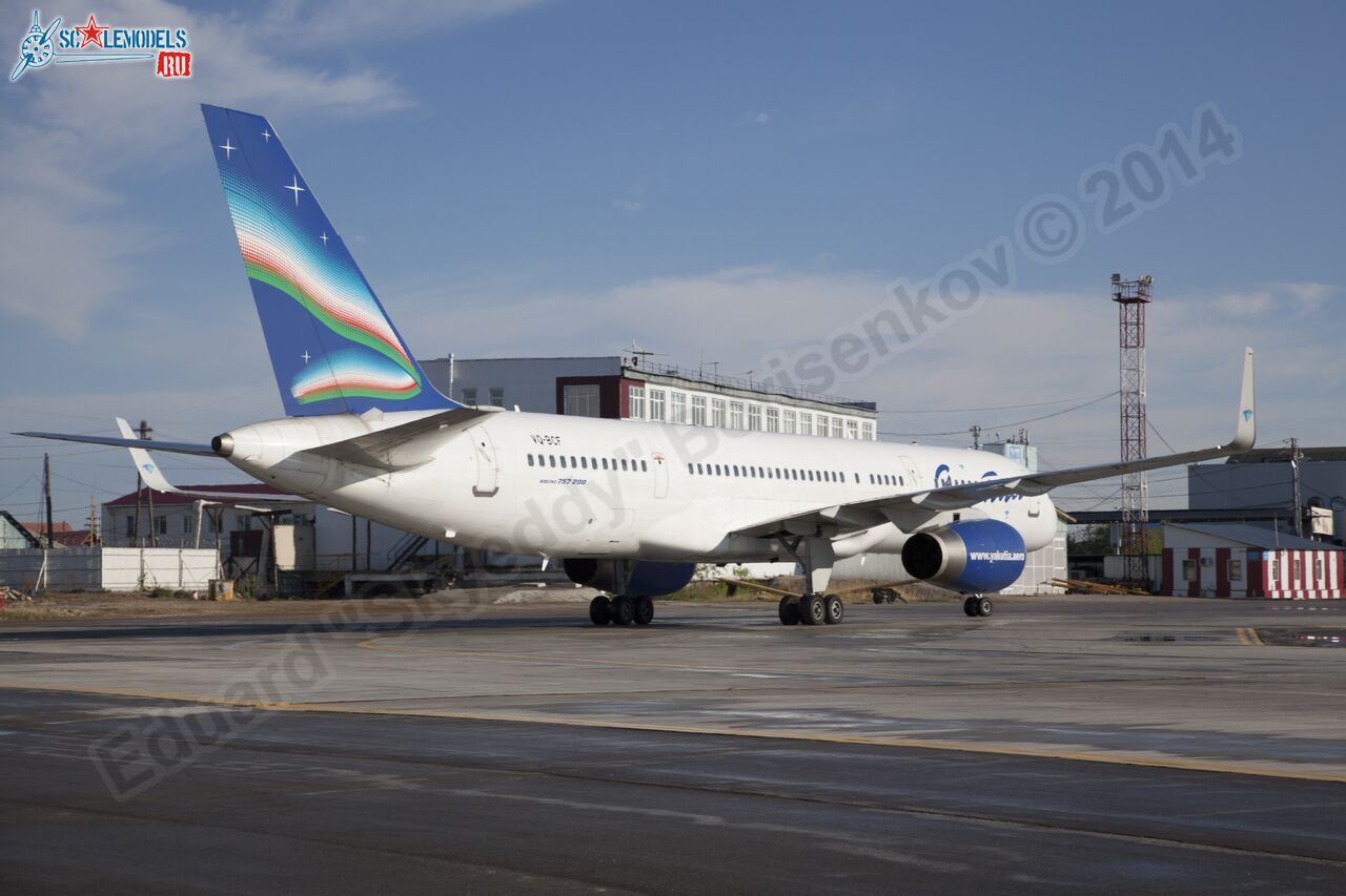 Boeing-757_VP-BCF_0011.jpg