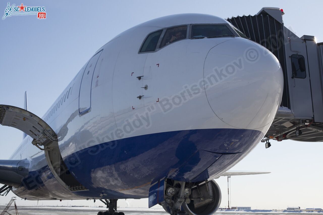 Boeing-767_EI-UNC_0002.jpg