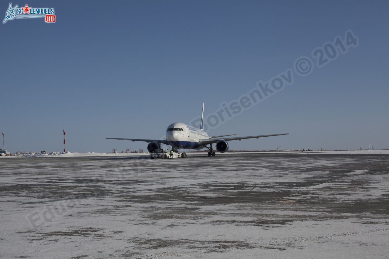 Boeing-767_EI-UNC_0019.jpg