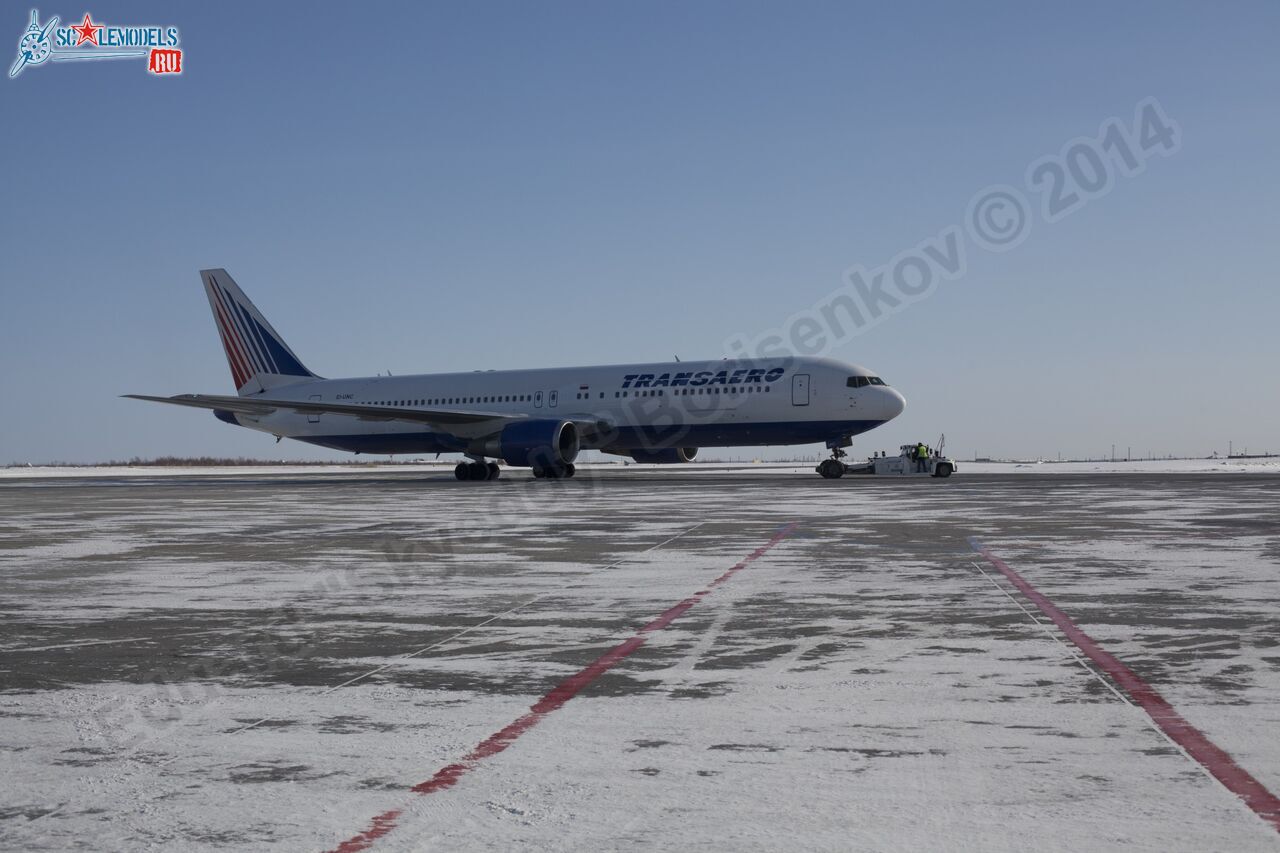 Boeing-767_EI-UNC_0020.jpg