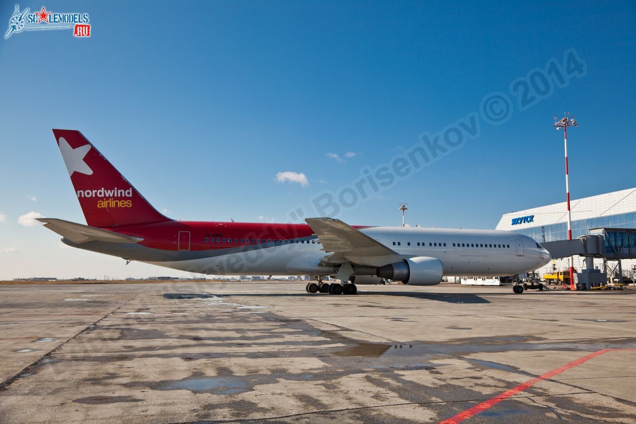 Boeing-767_VP-BMC_0005.jpg