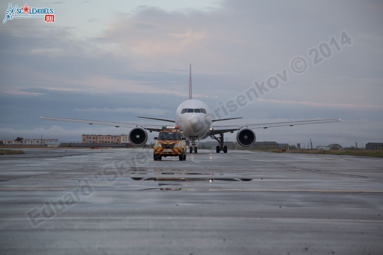 Boeing-767_VQ-BOG_0001.jpg