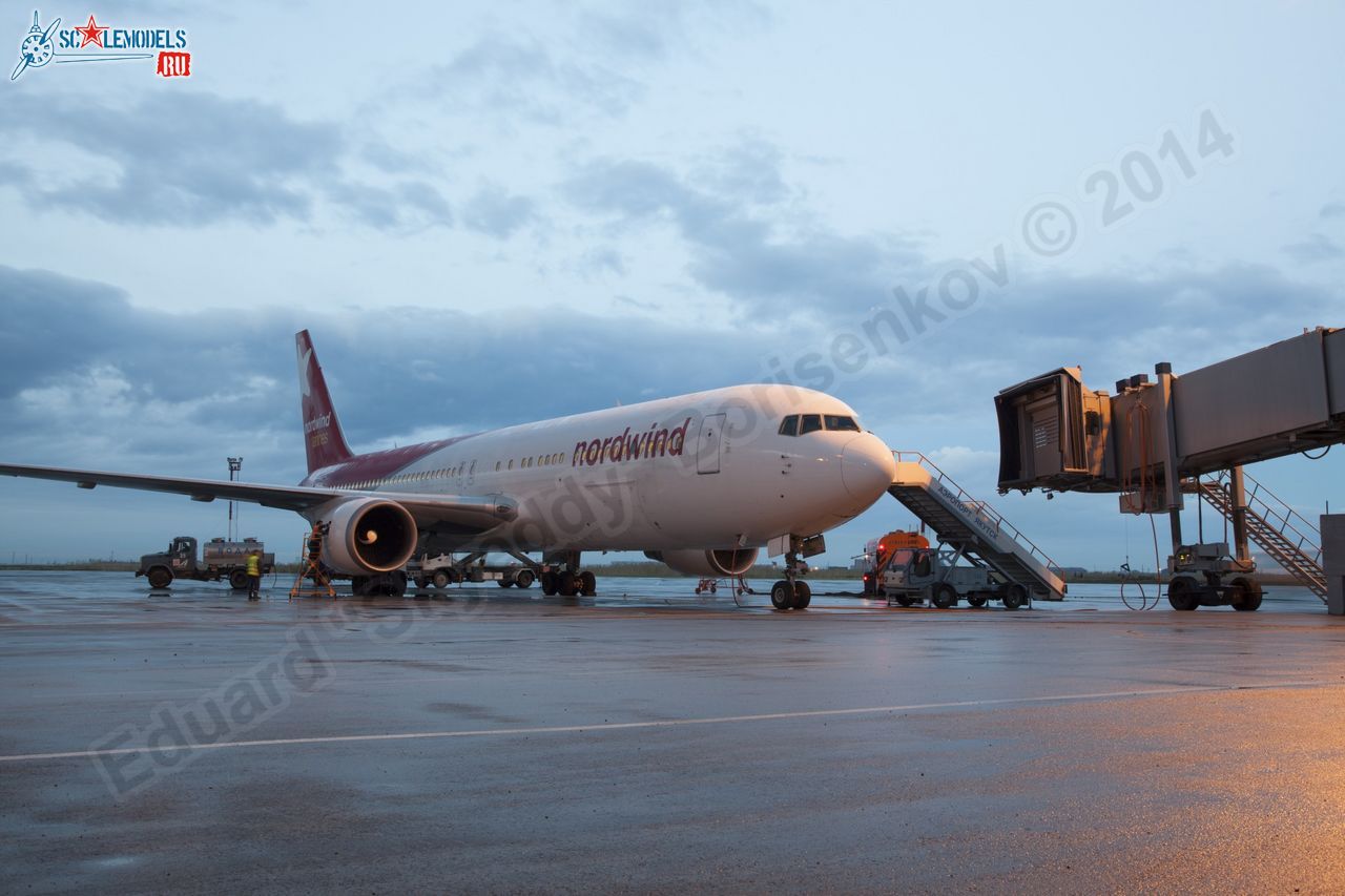 Boeing-767_VQ-BOG_0011.jpg