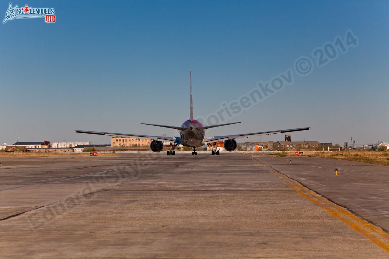 Boeing-767_VP-BRL_0030.jpg