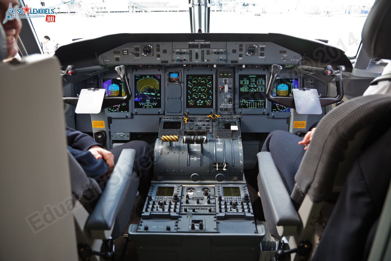 Dash_8_C-GLKU_0017.jpg