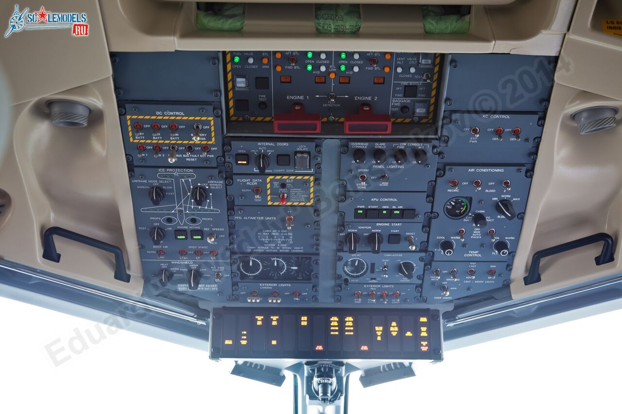 Dash_8_C-GLKU_0023.jpg