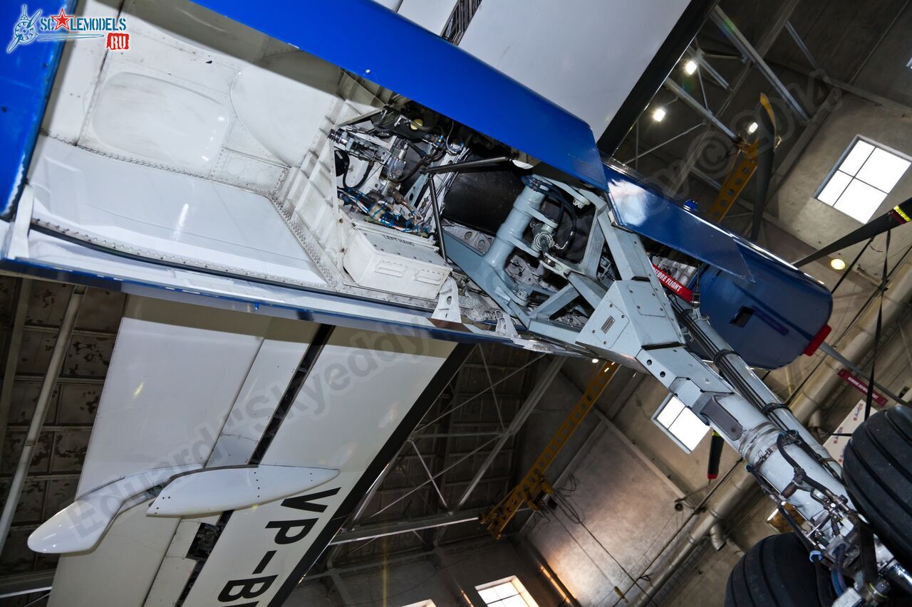 Dash_8_VP-BKD_0080.jpg