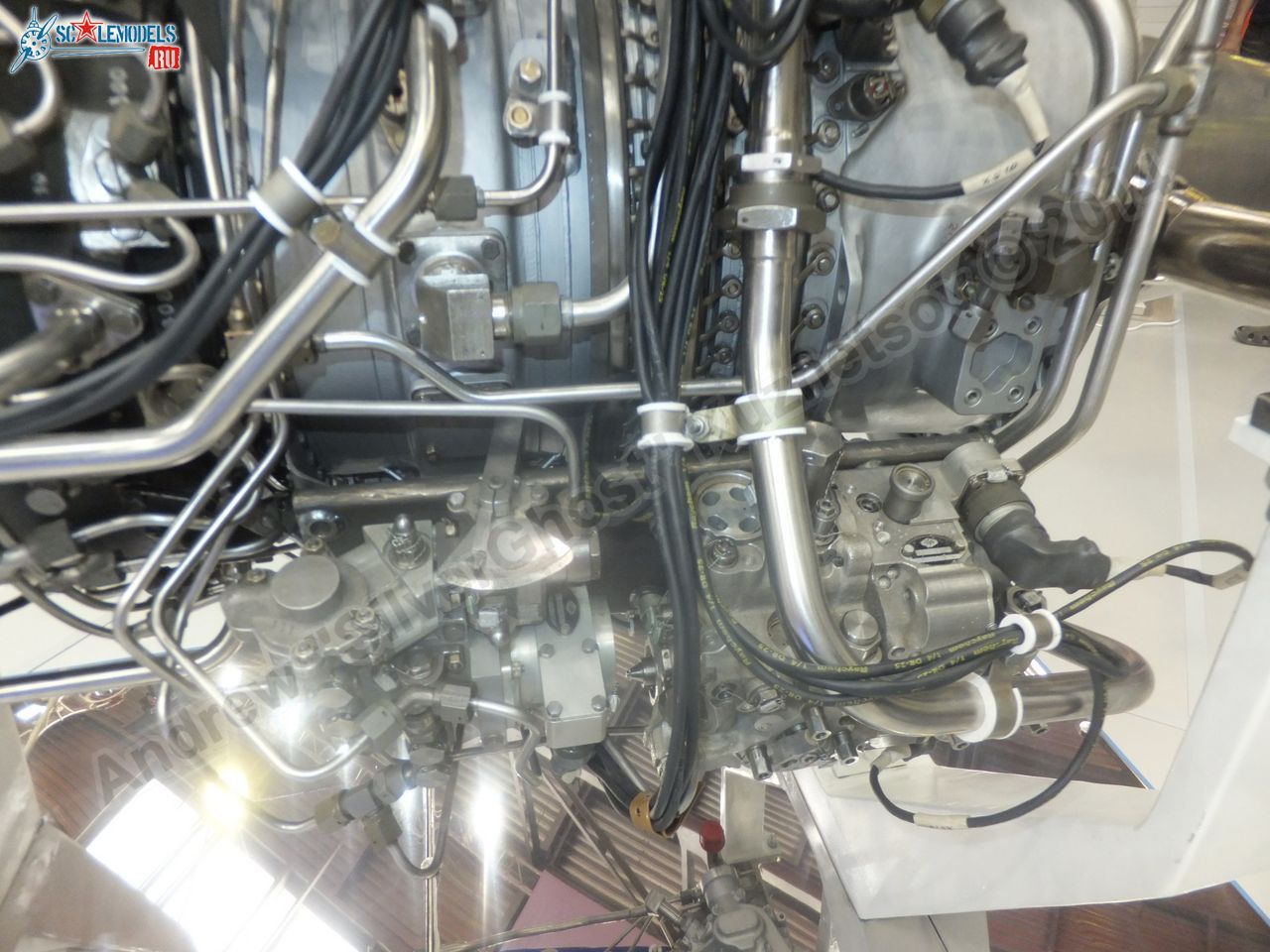 MS-14VK_engine_0020.jpg